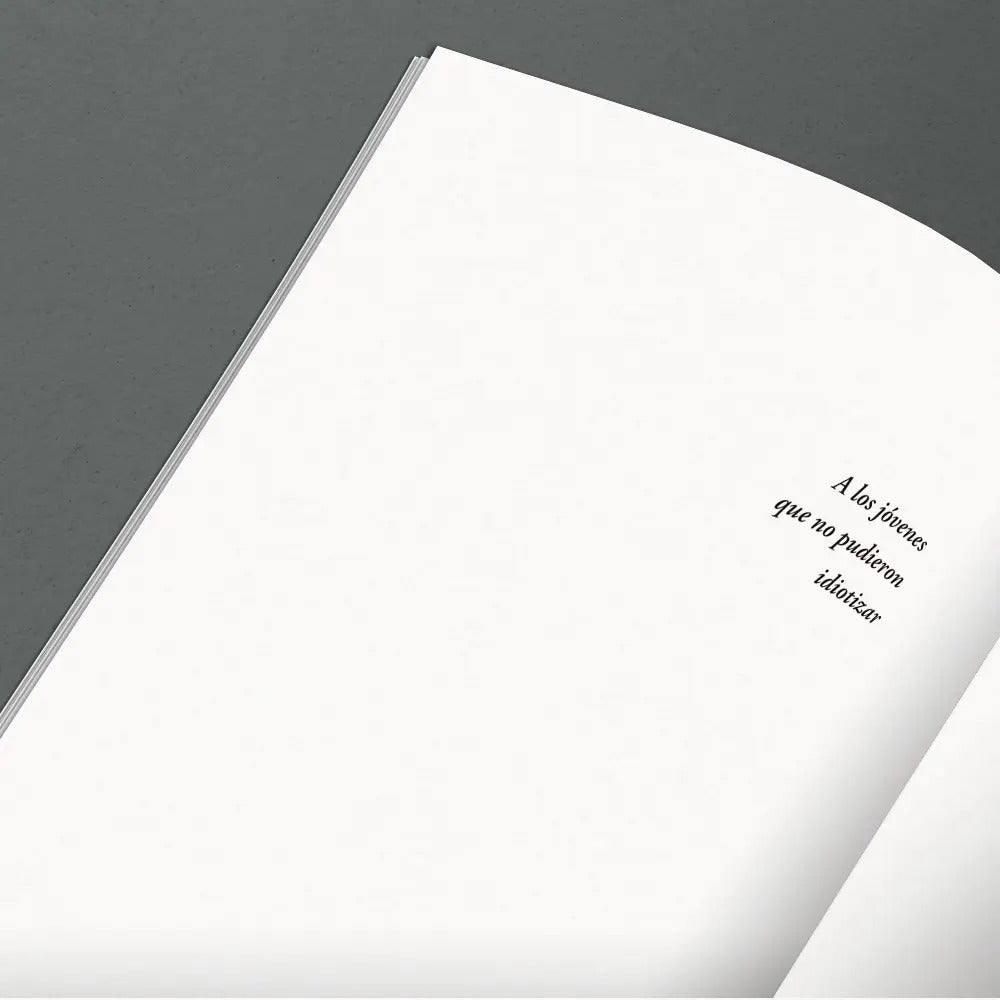 Libro Generación Idiota: Una Crítica Al Adolescentrismo De Agustín Laje Editorial Hojas Del Sur